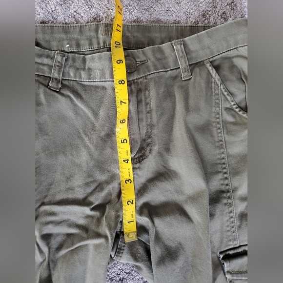 KUT from the cloth womens green mid rise cargo pants. Womens 6. VGUC - Picture 7 of 10